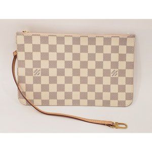 Louis Vuitton Neverfull MM Pochette in Damier Azur Canvas